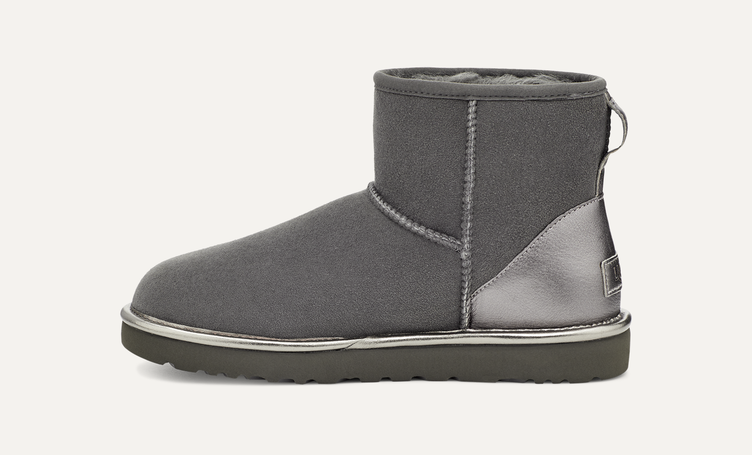 スーパーセール期間限定 Mini Classic Shine UGG® | Boot 靴
