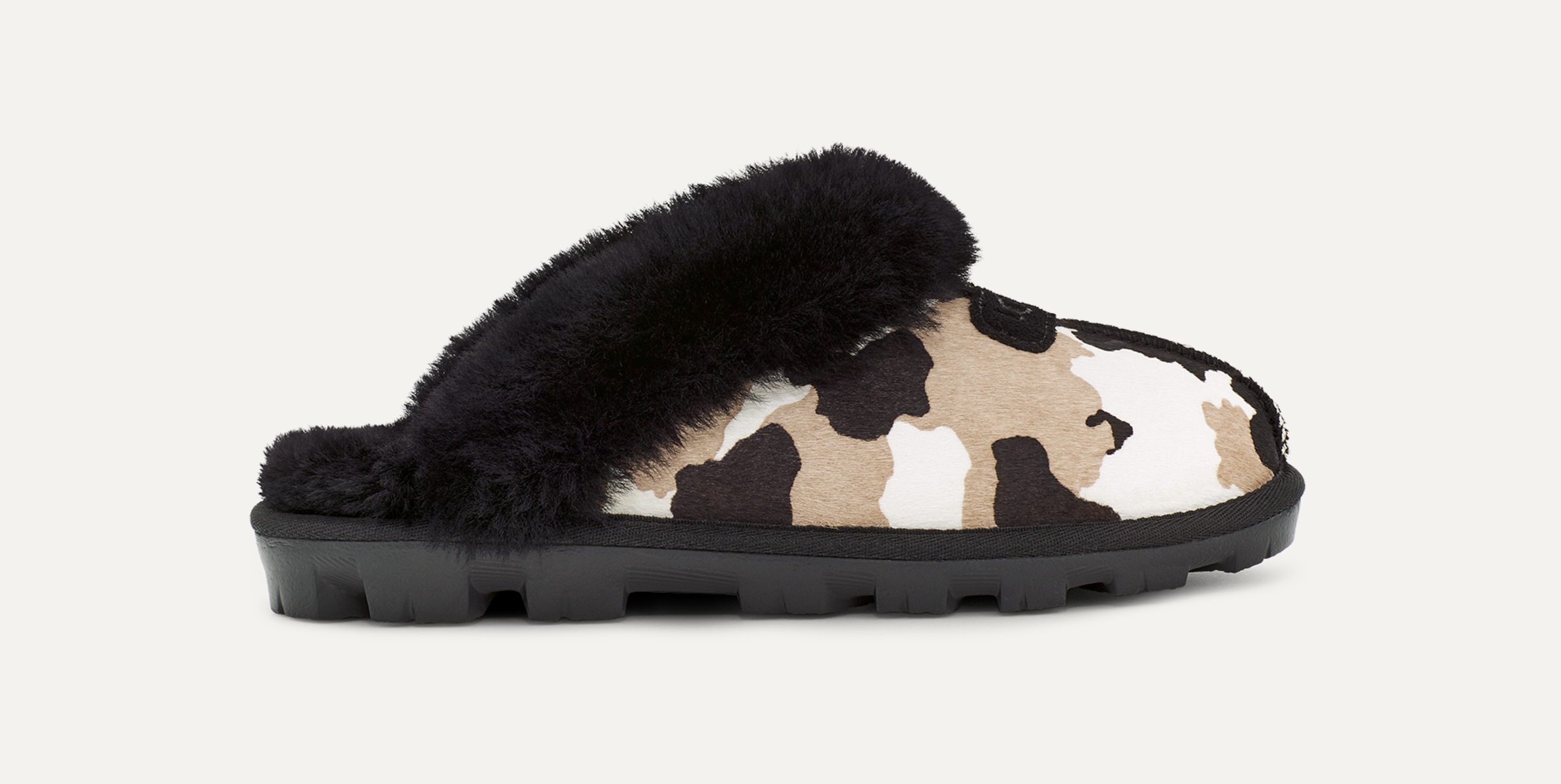 【T-ポイント5倍】 Cow Coquette Print UGG® | Slipper 靴