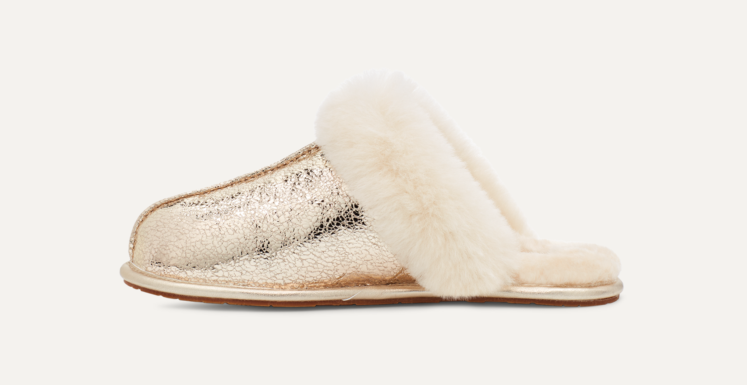 商品画像：Scuffette II Watercolors House Slipper | UGG® 4