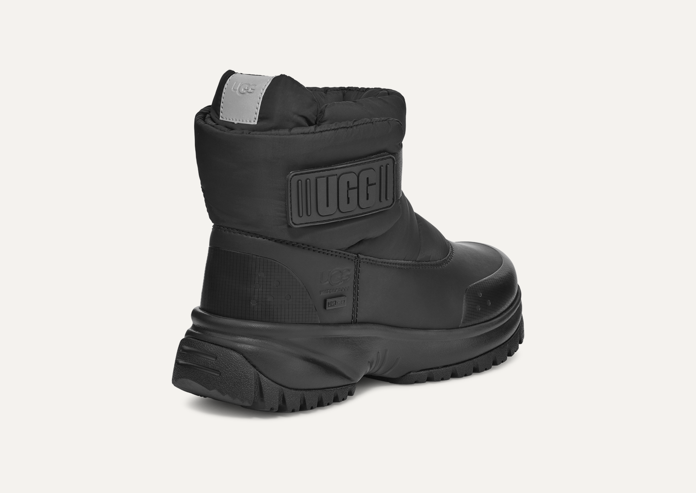 2024 お歳暮【公式】 - 人気ブランド Puff Yose Boot UGG® | 靴