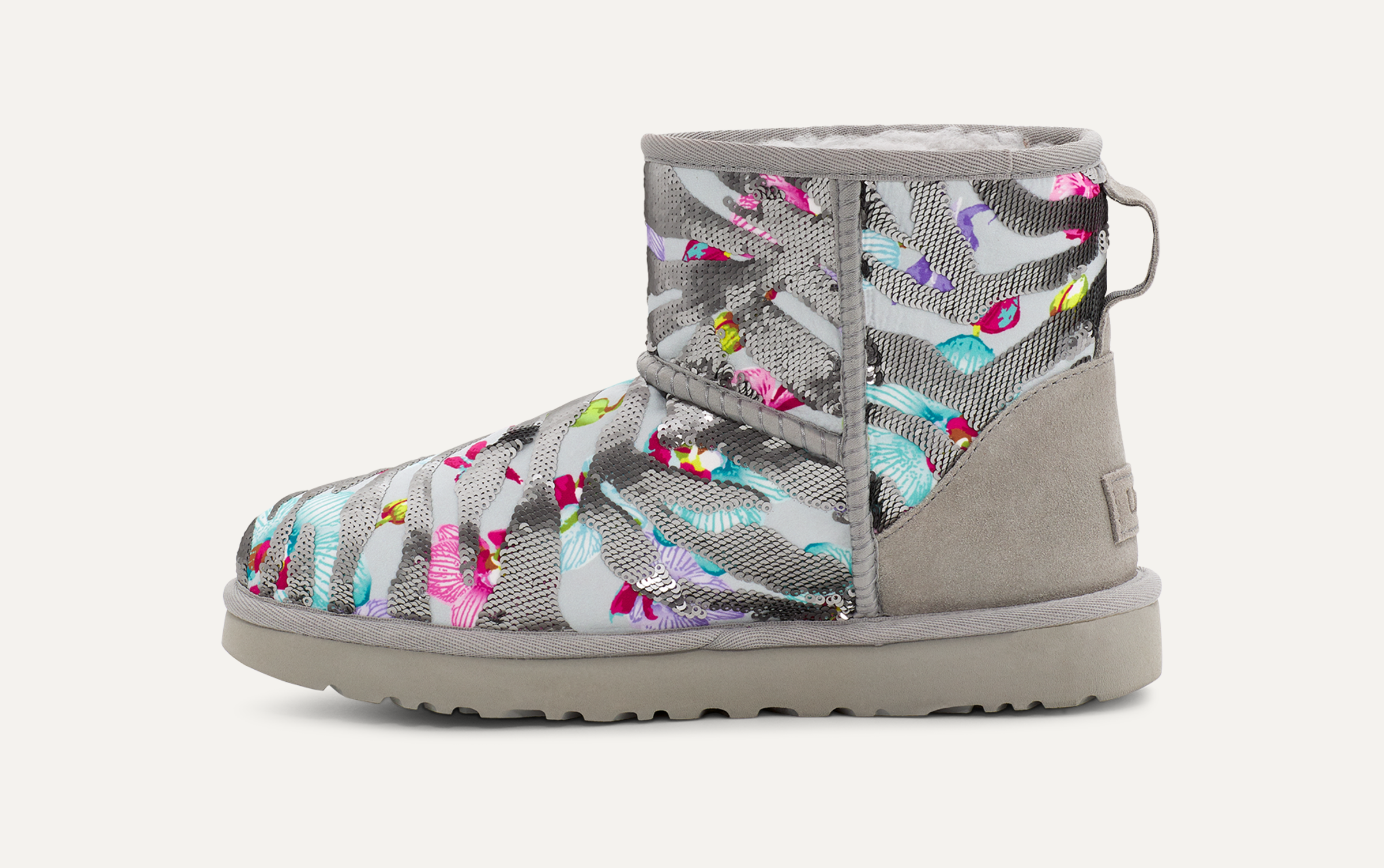 Classic Mini Tiger Flower Boot UGG