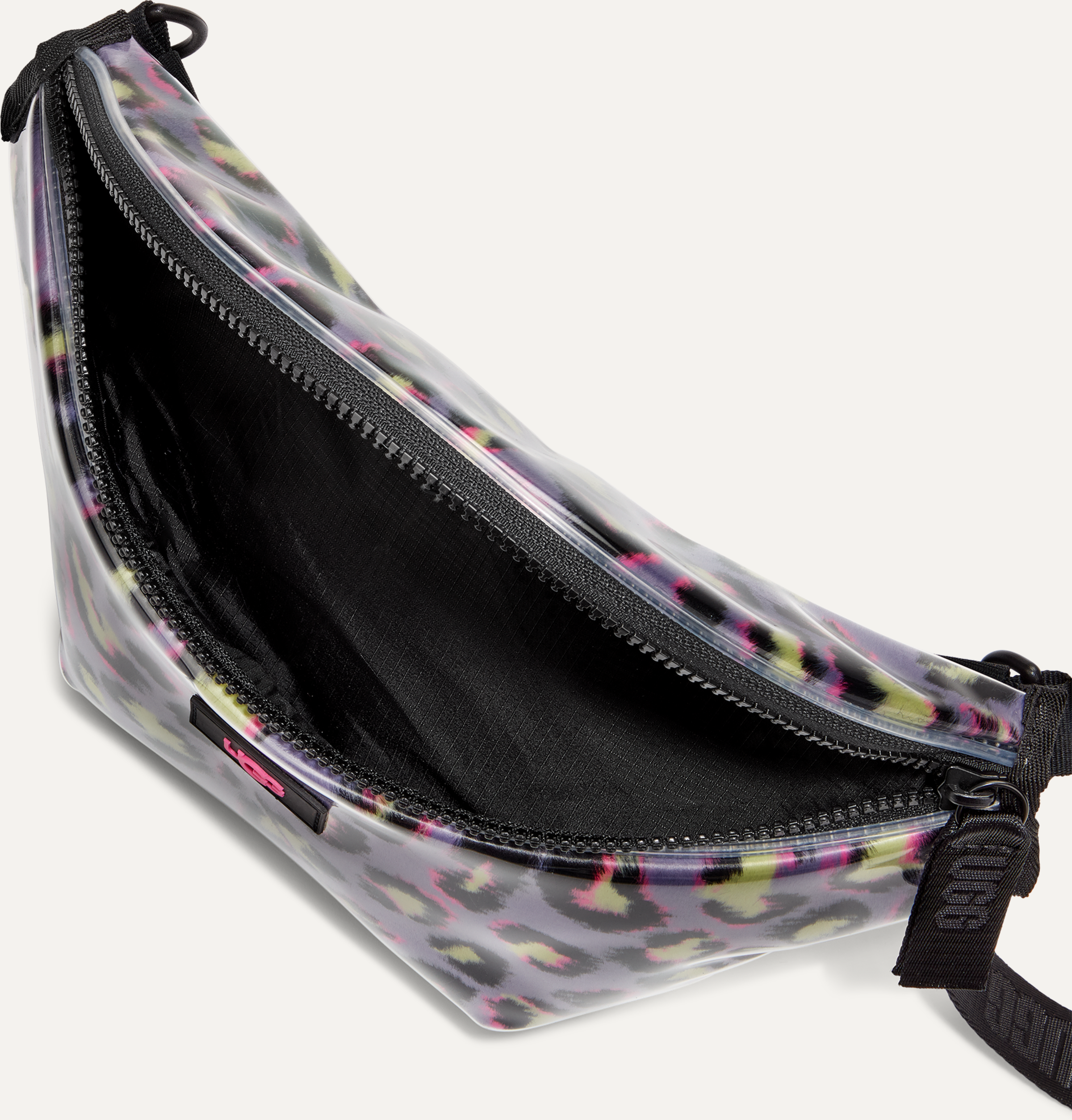 商品画像：美品 UGG ボディバッグ NASHA BELT BAG CLEAR レオパード - メルカリ 4