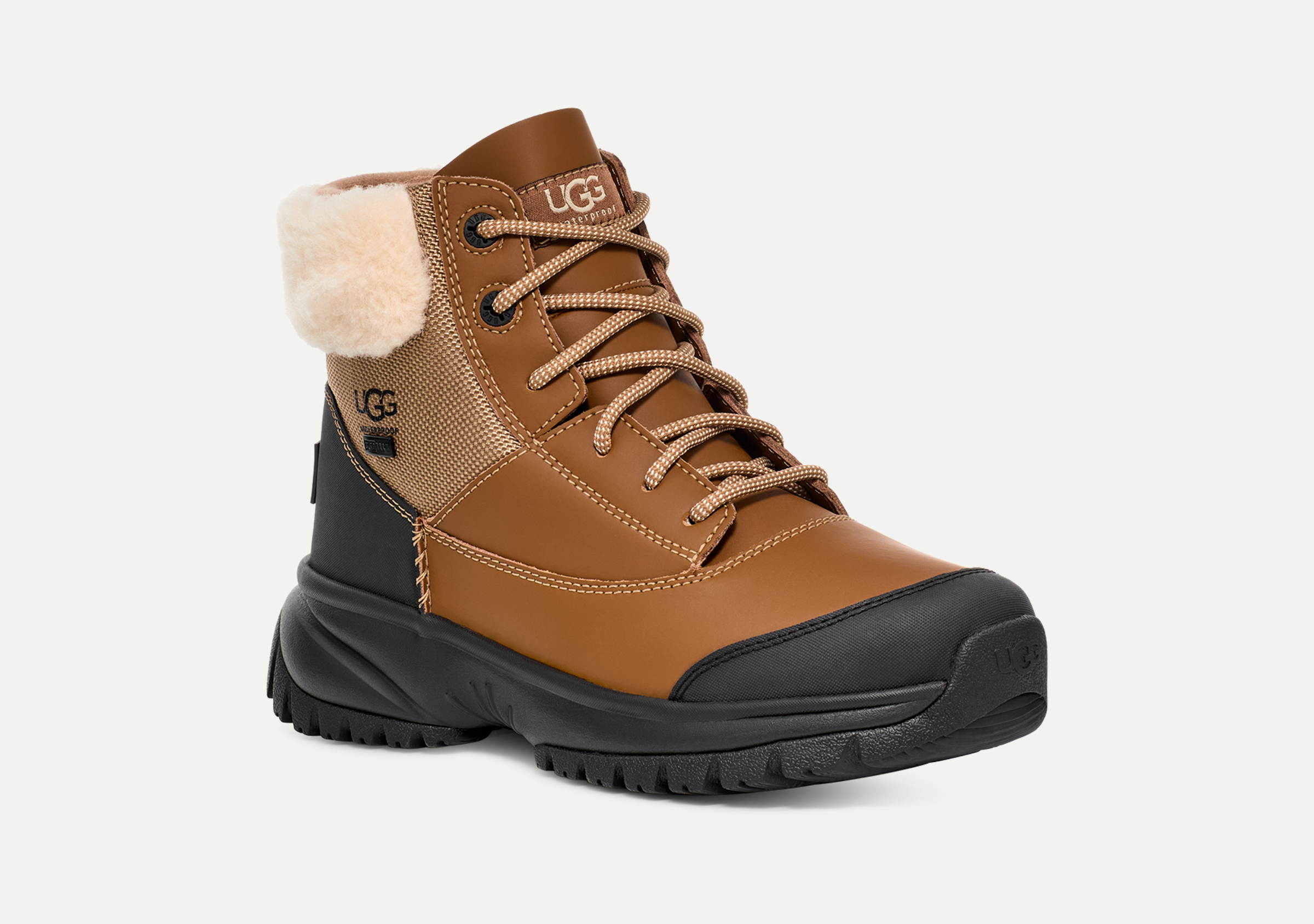 Yose Fluff V2 Boot UGG