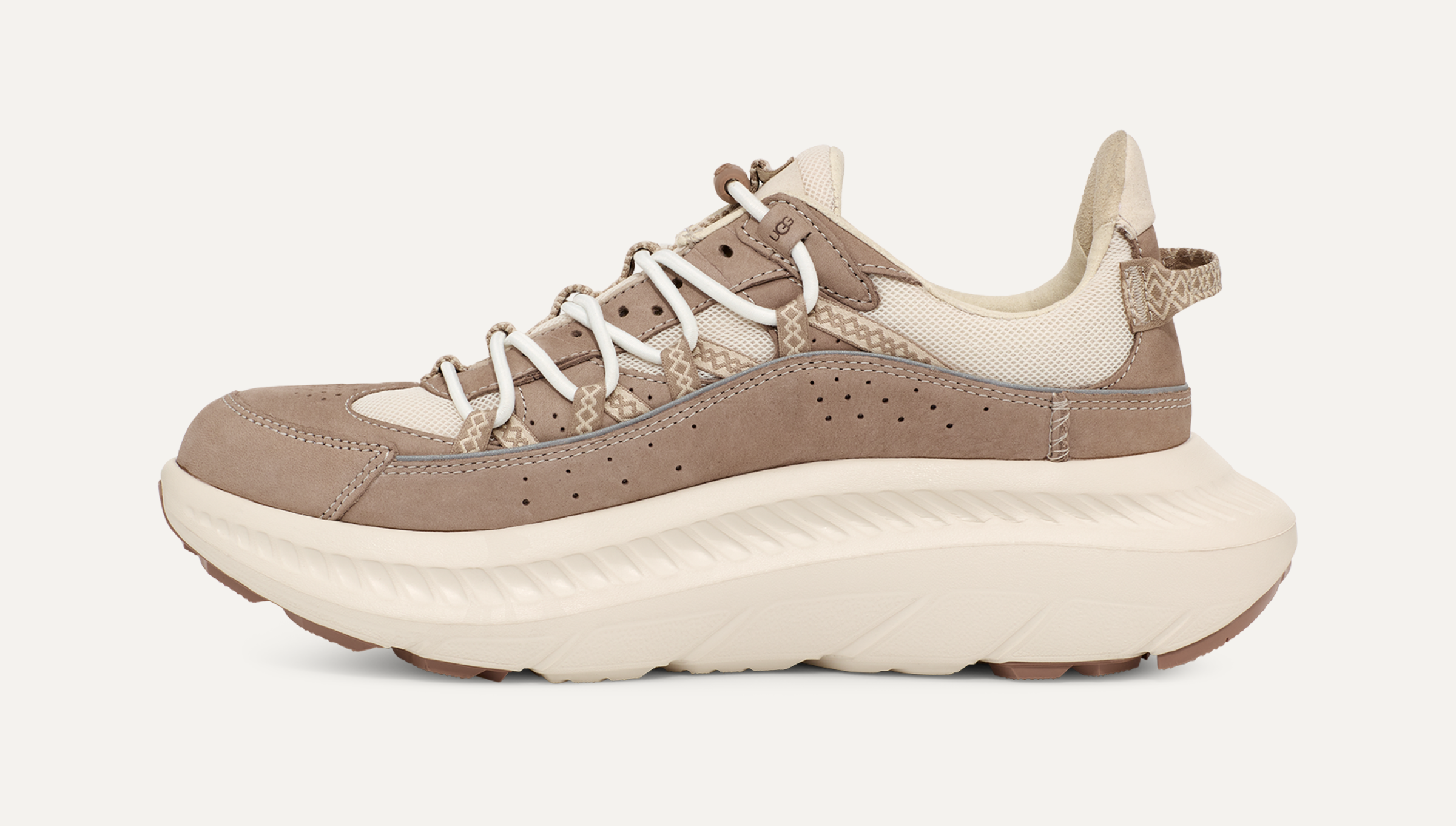 期間限定・お買い得商品: |産地直送 V2 CA805 Remix UGG® | Sneaker 靴