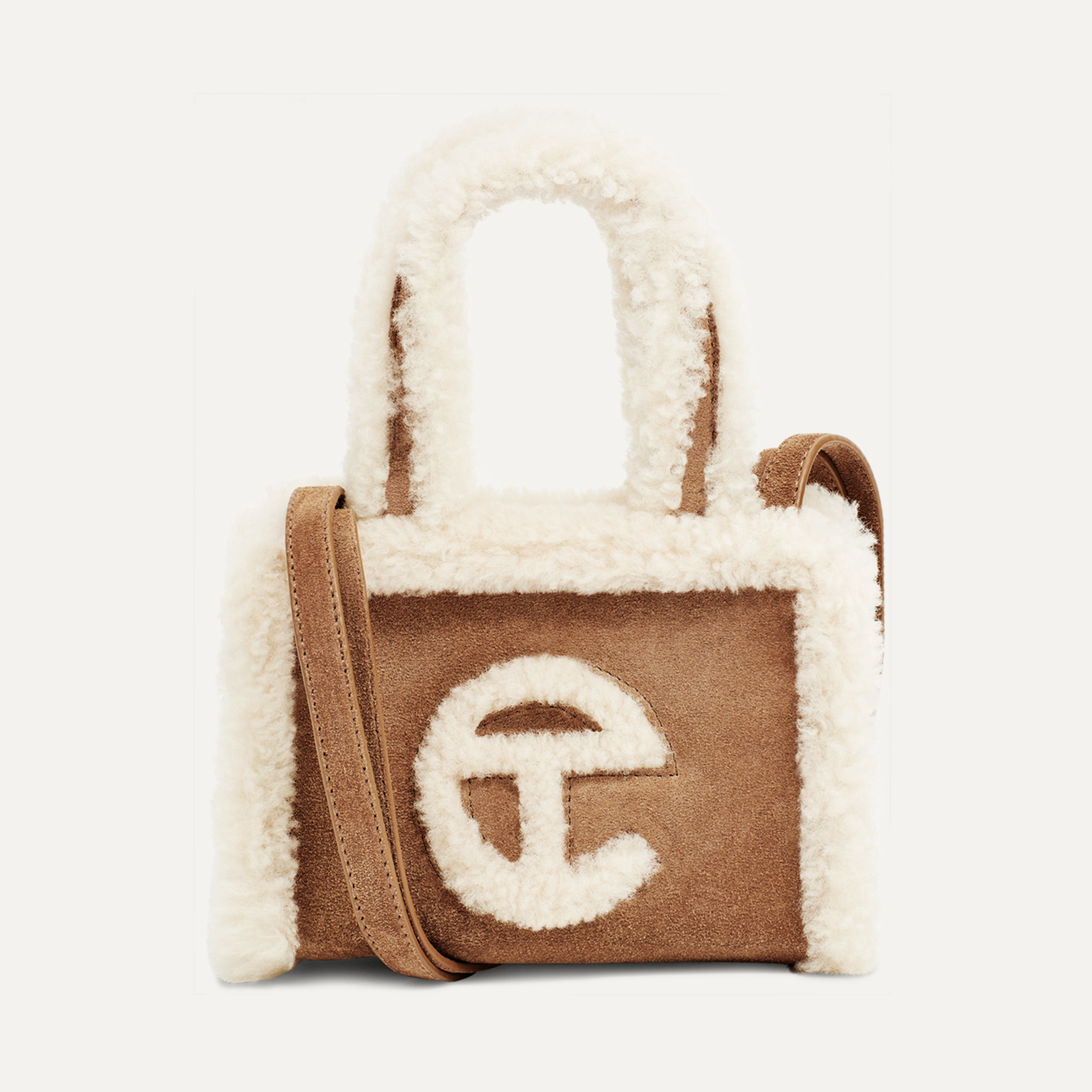 セール 登場から人気沸騰 UGG UGG® x UGG® | for Shopper Small TELFAR バッグ