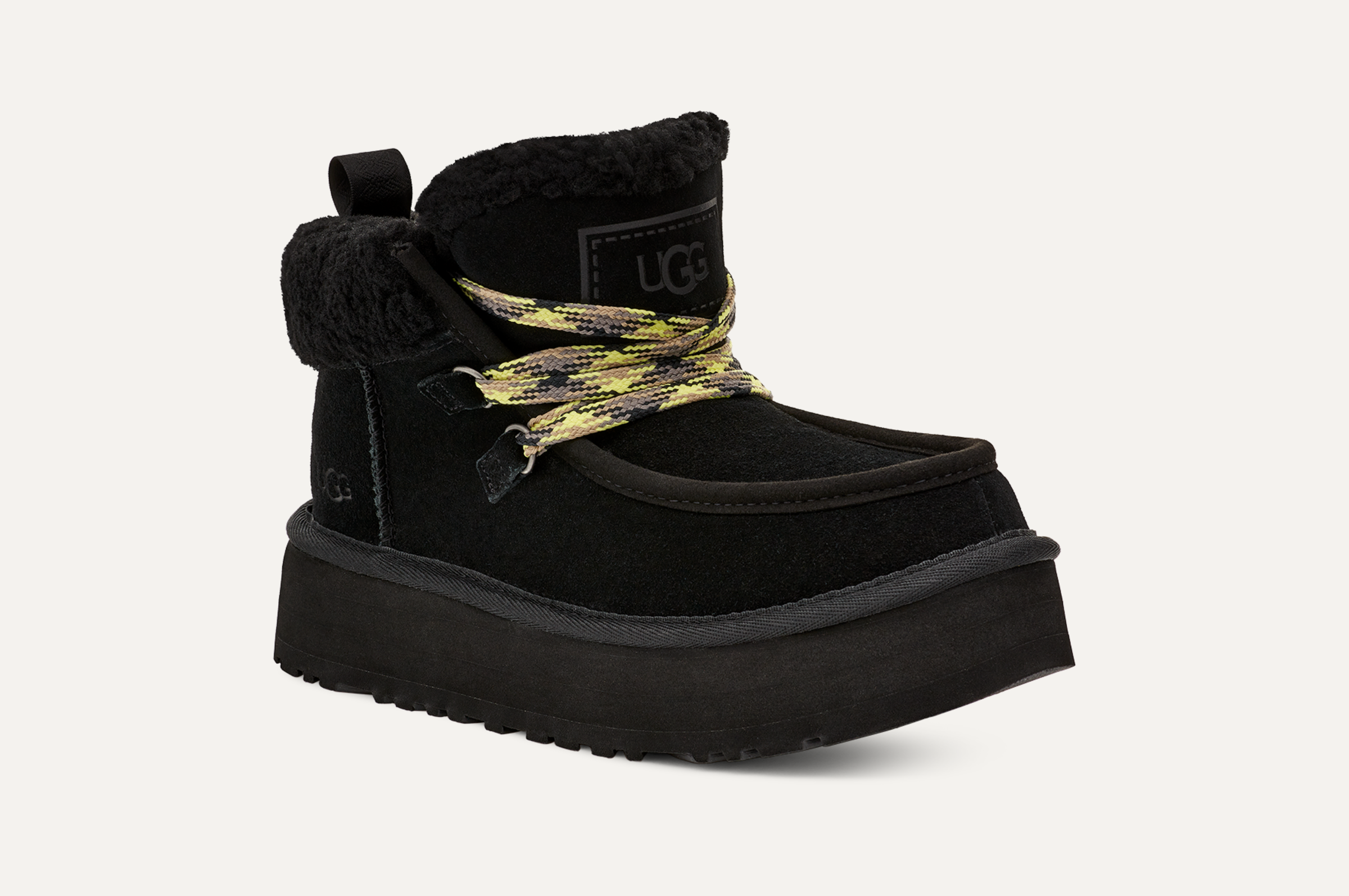 Ugg boots with shoe strings store