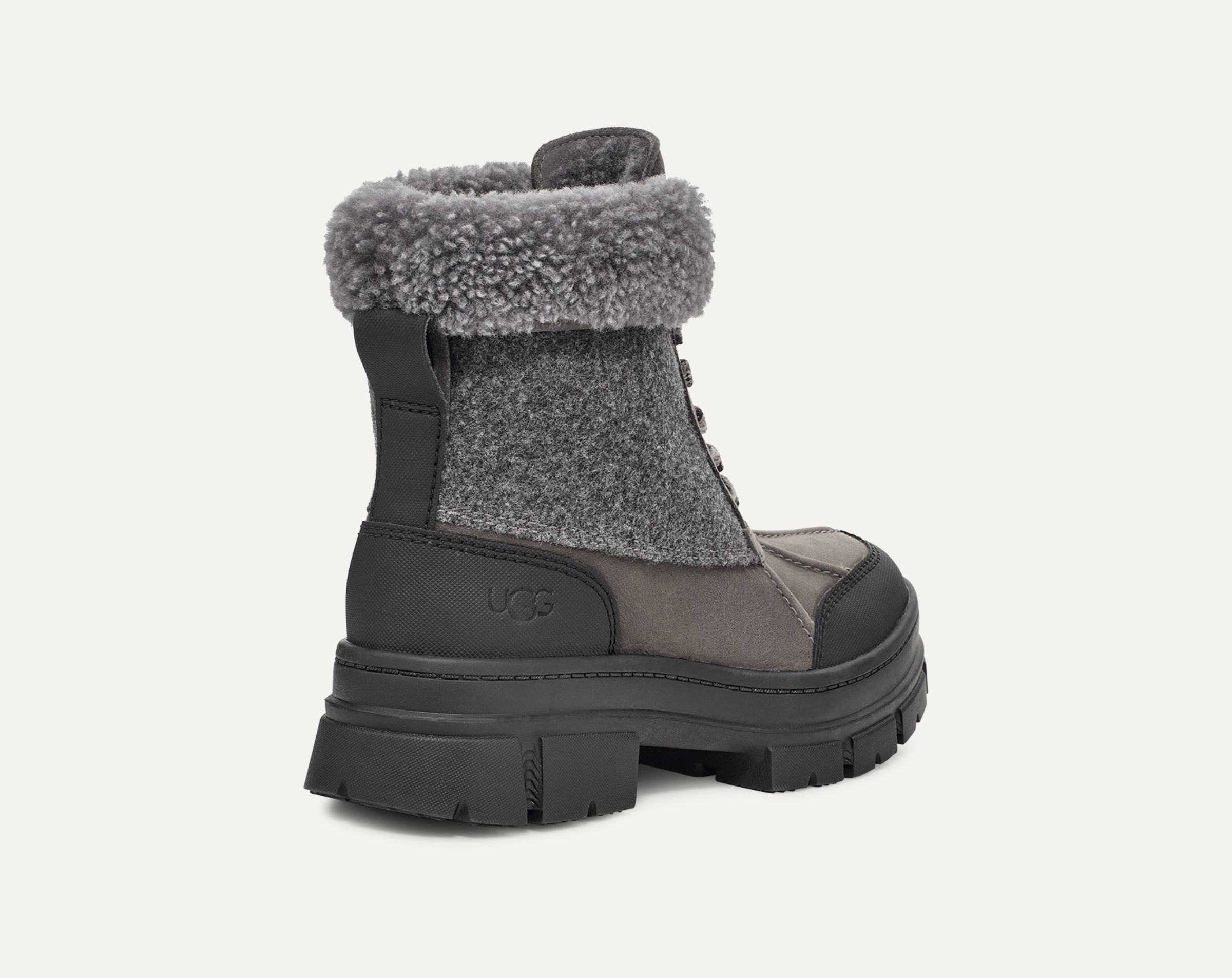 【大特価】UGG Ashton Addie Tipped ウィンター ブーツ Women's Ashton Addie Tipped | UGG®