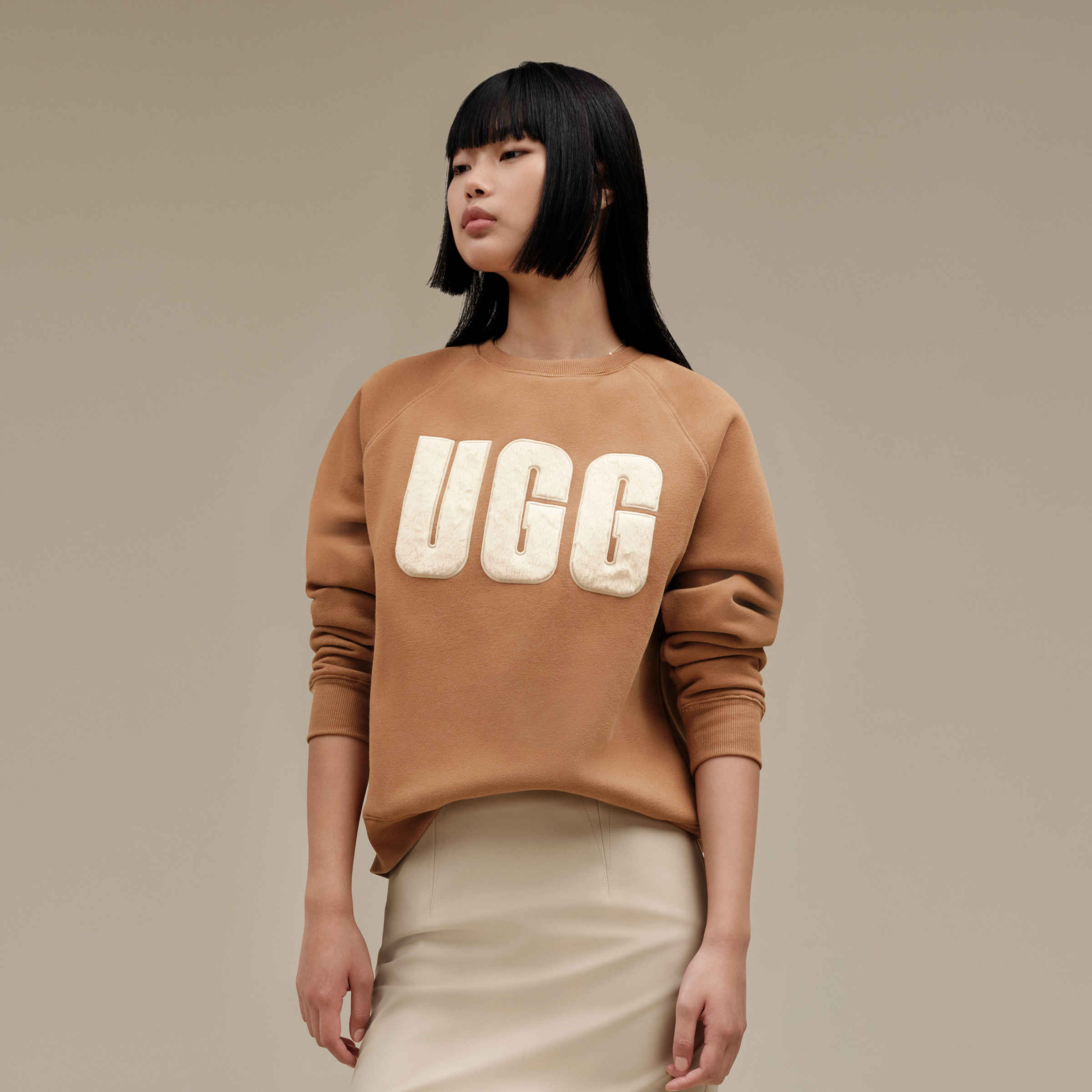 Madeline Fuzzy Logo Crewneck | UGG 