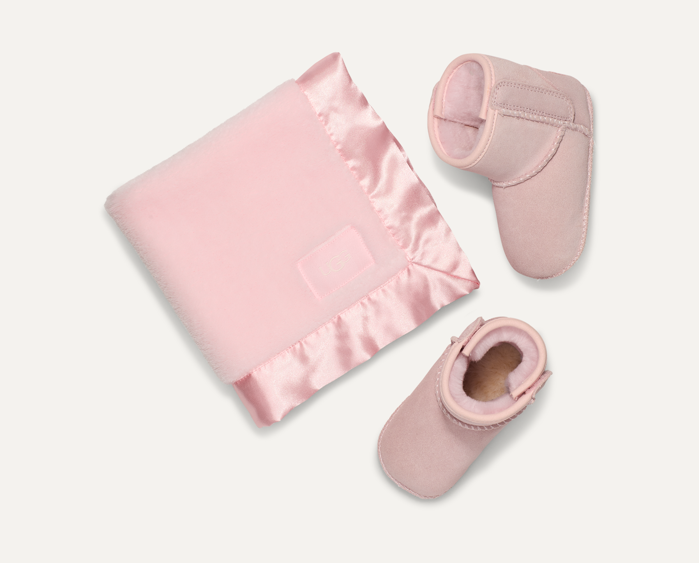 Baby girl pink ugg boots deals