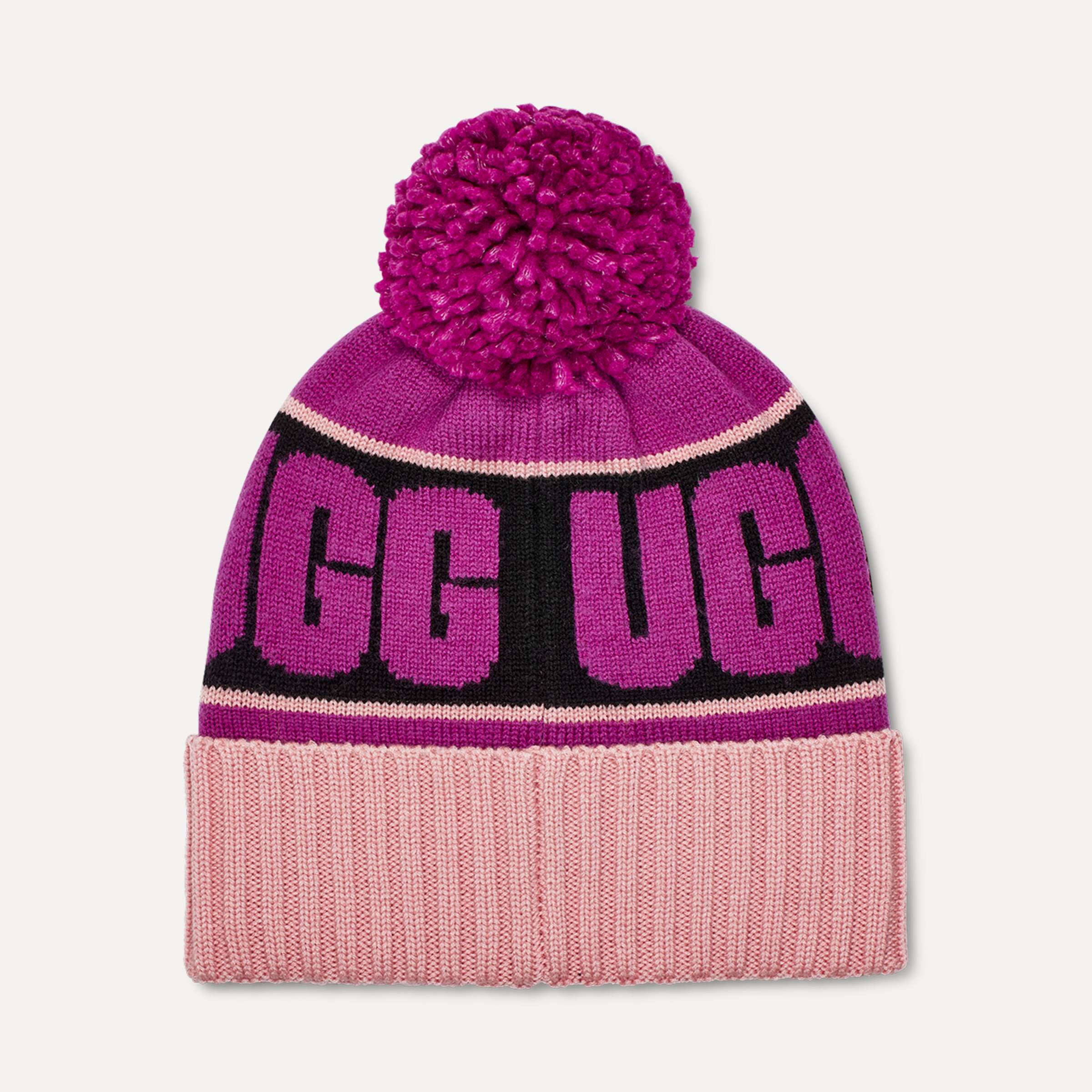 商品画像：ニット ロゴ スタジアム ビーニー 20067｜帽子｜UGG®（アグ 1