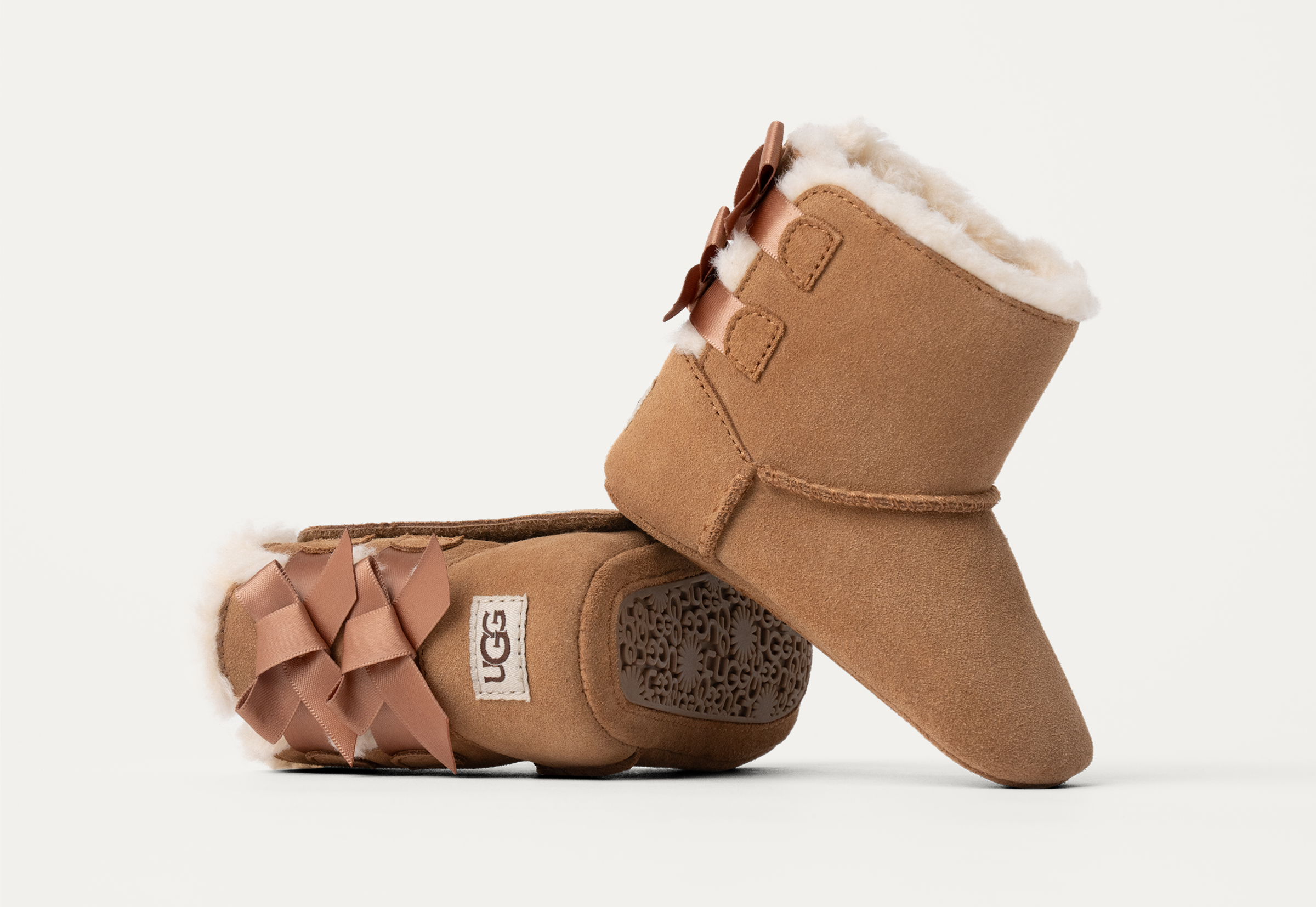 UGG Bailey Bow Stiefelchen fur Kinder UGG DE