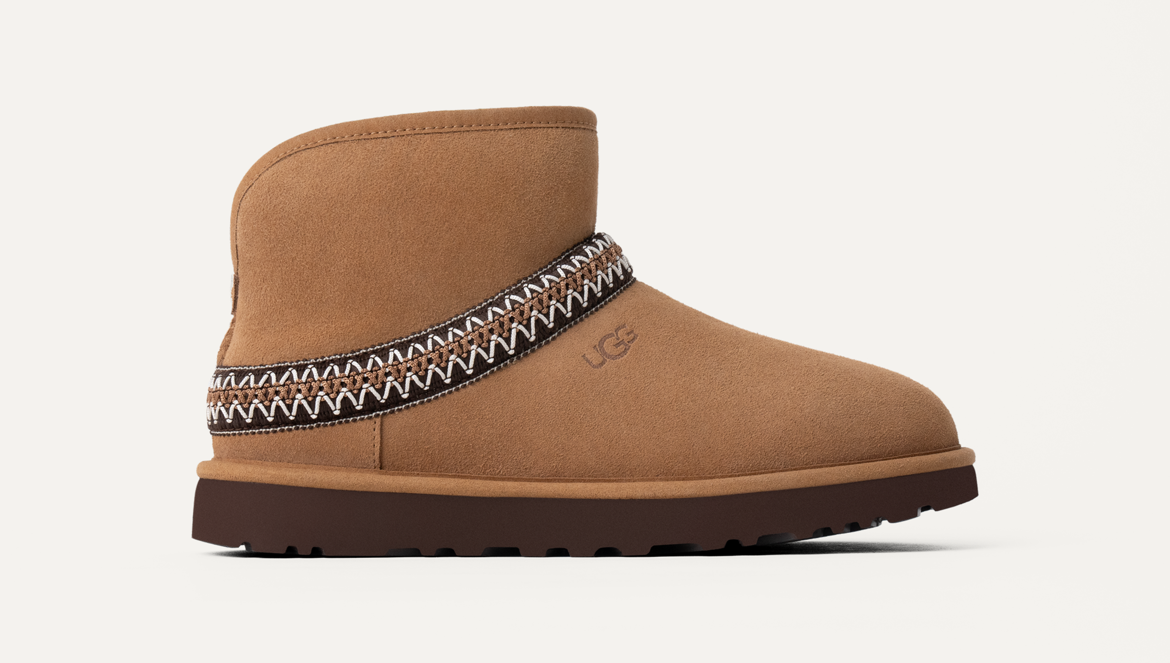 UGG® Classic Mini Crescent Boot for Women | UGG® EU