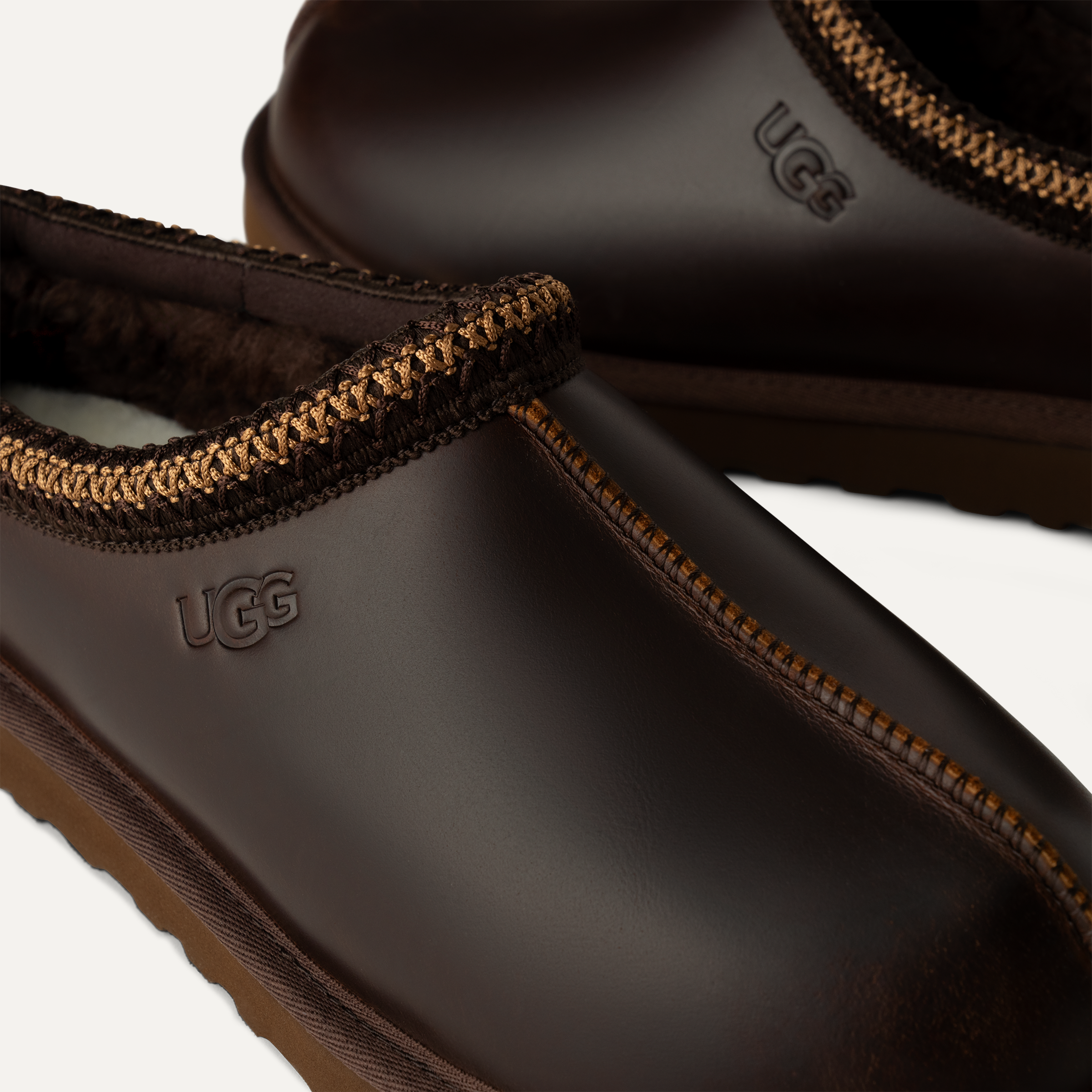UGG® Tasman LTHR Regen for Men | UGG® UGG® Tasman LTHR Regen for Men | UGG®