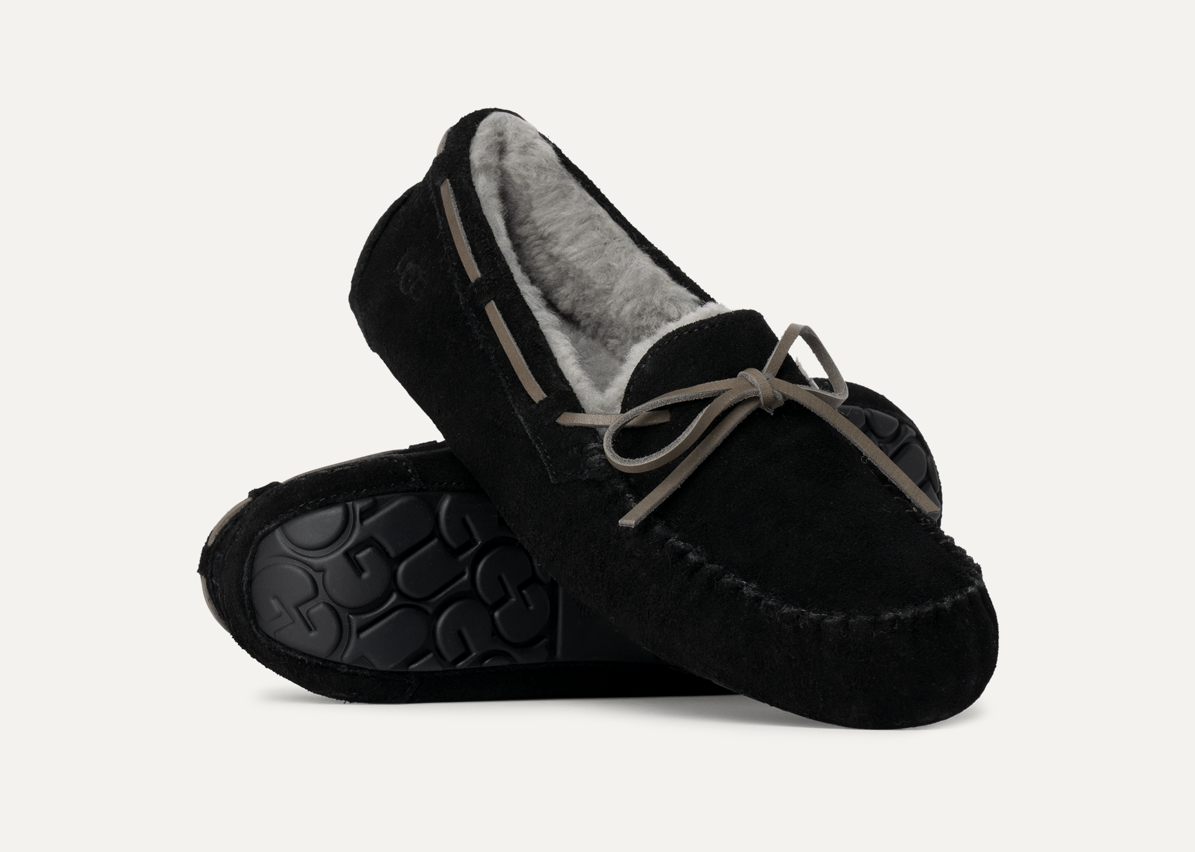 Ugg men's olsen moccasin top