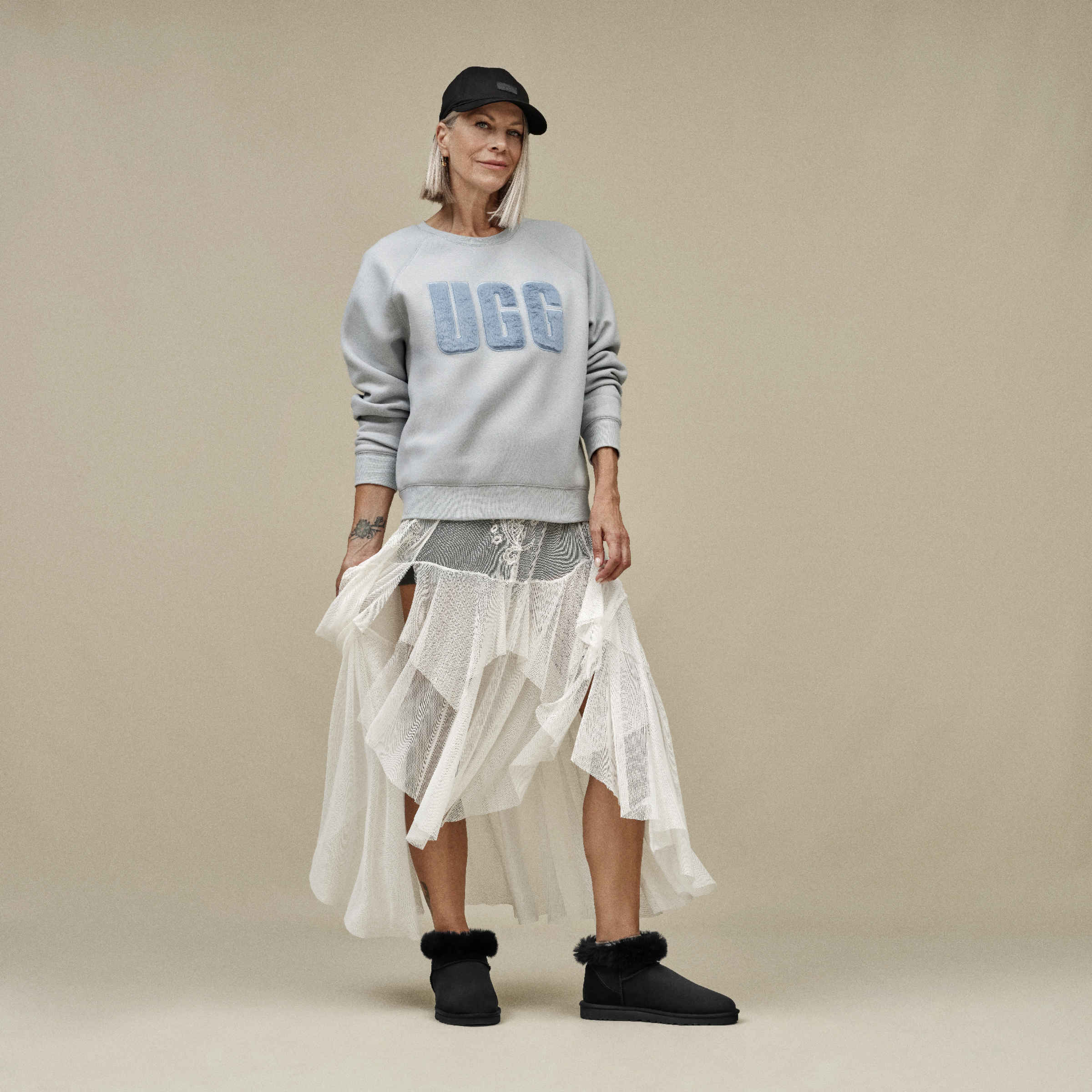 Madeline Fuzzy Logo Crewneck | UGG