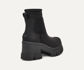 Ugg brooks tall black size 8 cheap
