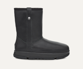 Classic Weather Short Boot UGG