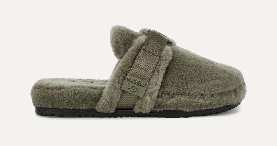 Fluffy slippers ugg store