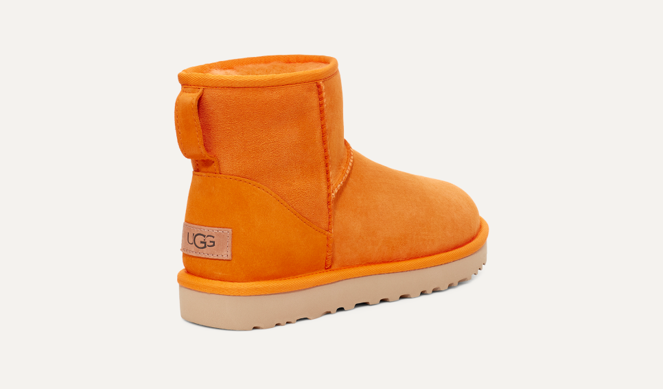 Orange uggs top