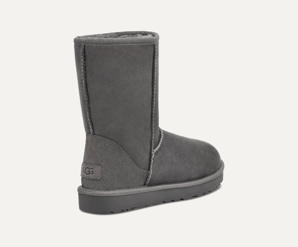 Ugg classic short zip braun shop