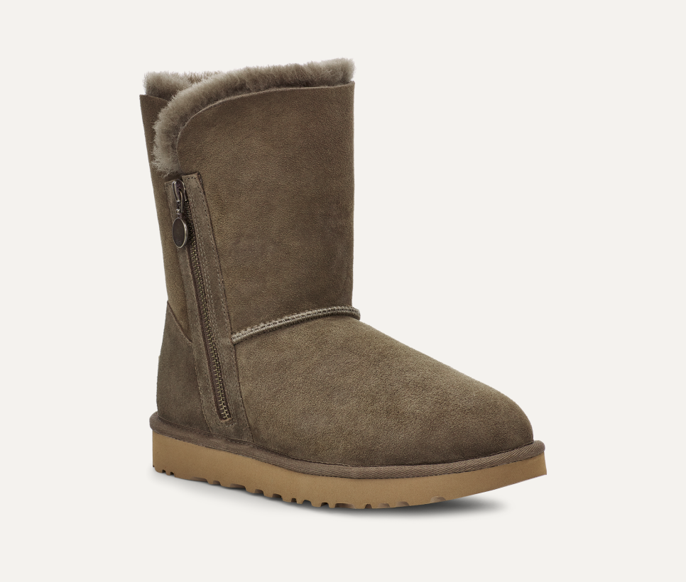 Ugg bailey button short top