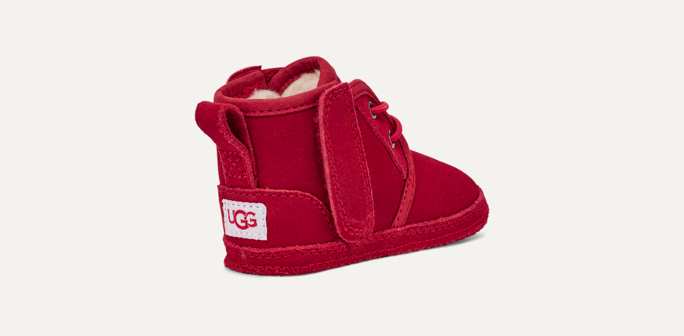 Red outlander boy uggs
