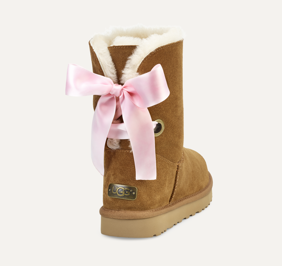 Ugg logo ribbon hot sale