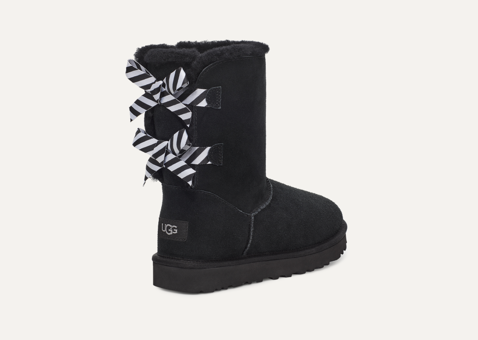 Ugg bow black hotsell