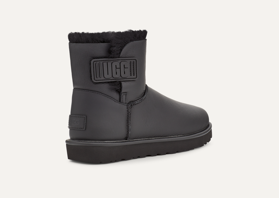 Ugg classic mini logo sparkle discount