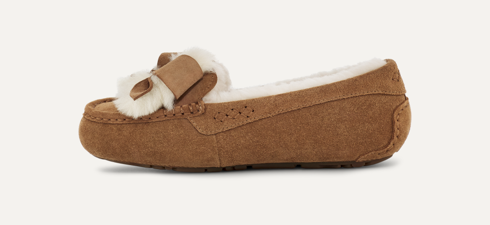 Ugg ansley moccasin top