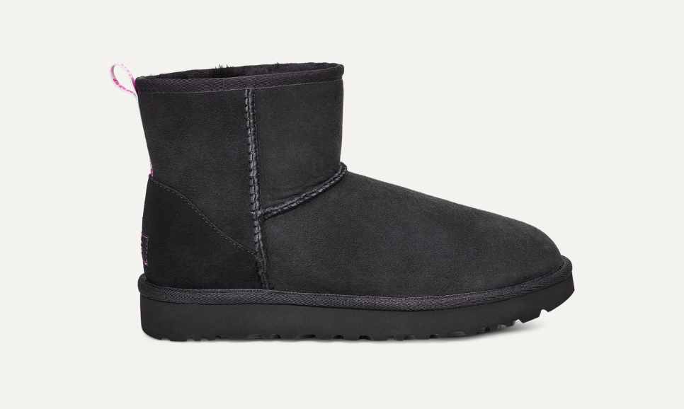 Ugg classic mini ii logo exclusive boots top