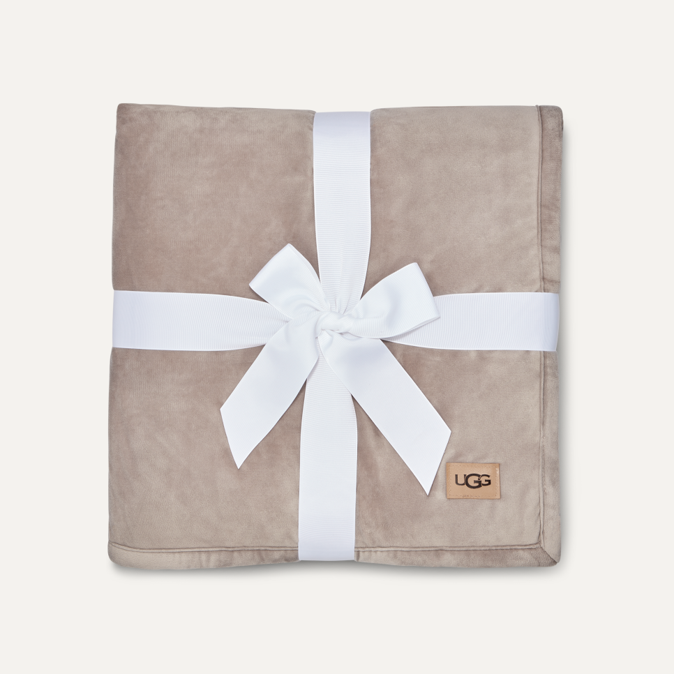 UGG® Bliss Sherpa Throw for Home UGG®
