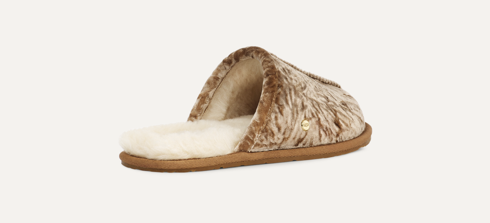 Pearle Crushed Velvet UGG