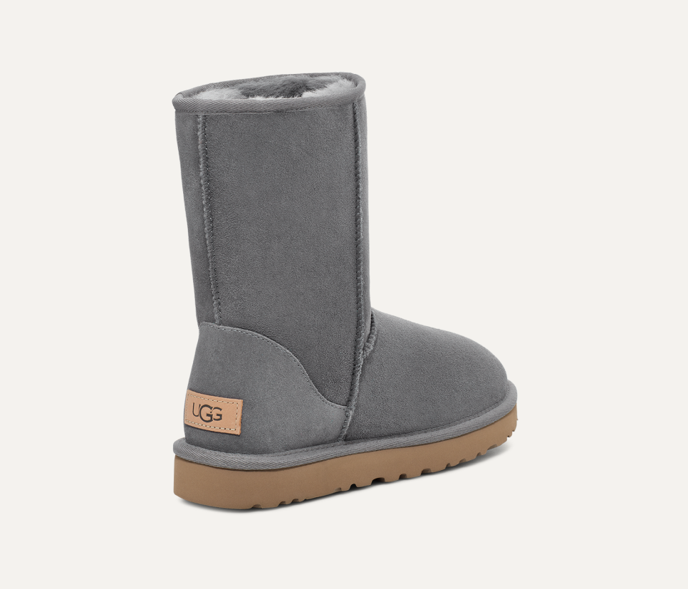 Ugg classic short 11 online