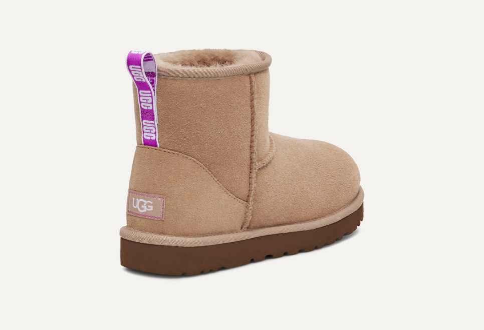 Ugg classic mini ii graphic logo clearance