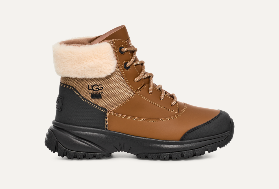 Ugg women's boots size 12 deals