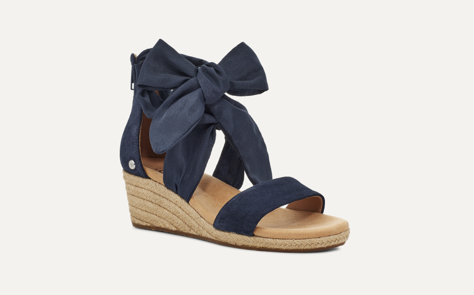 Trina wedge outlet