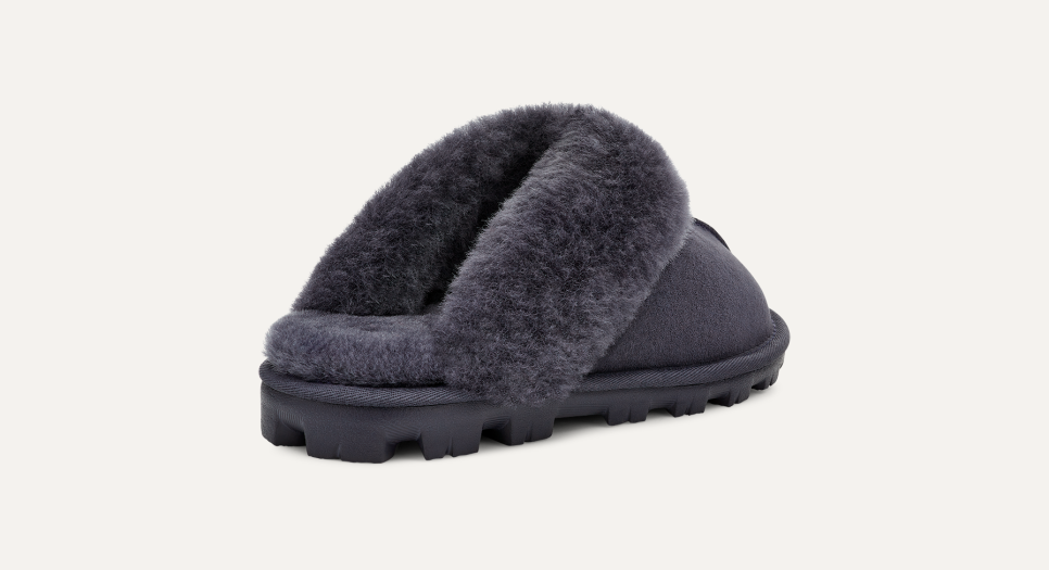 Ugg coquette black top