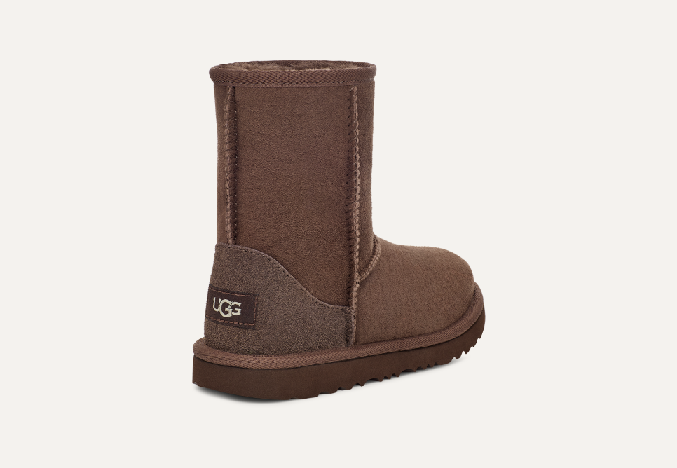 Ugg kids classic ii cheap