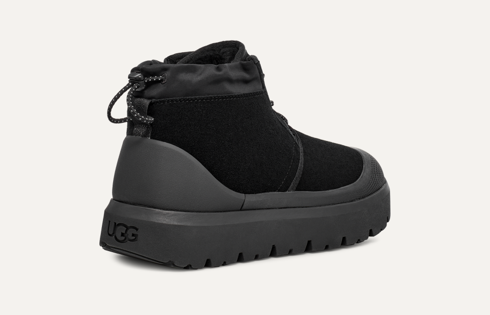 Men s Neumel Weather Hybrid Chukka UGG