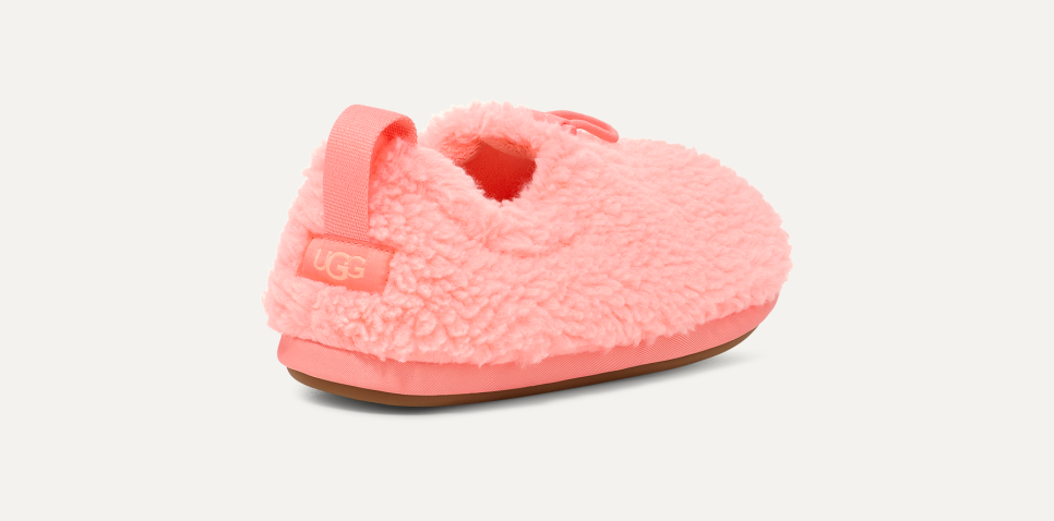 Women s Plushy Slipper UGG