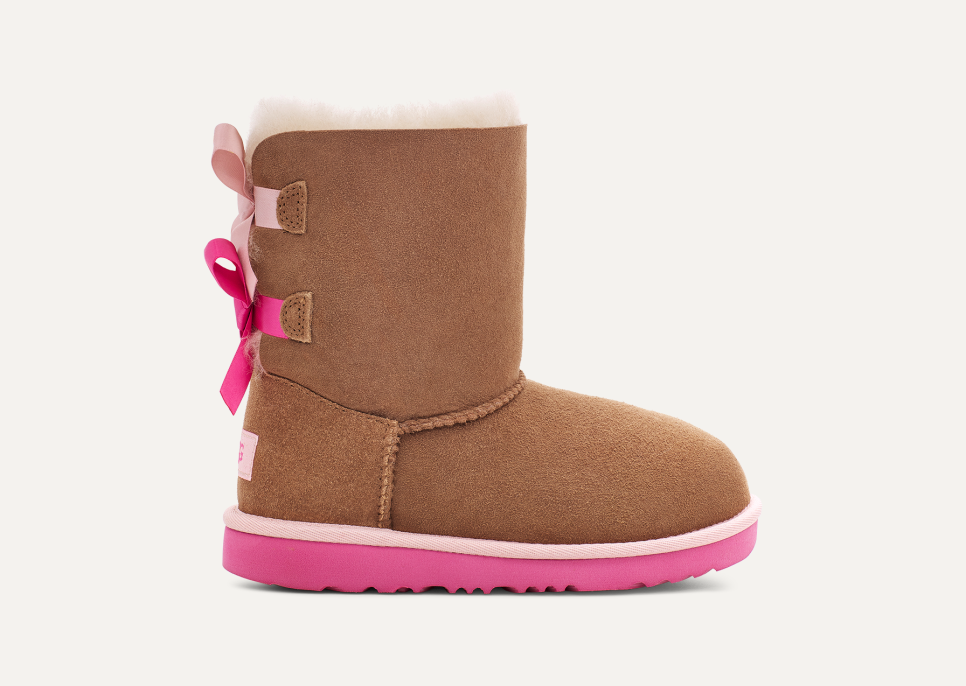 Ugg bailey bow ii gris 2025