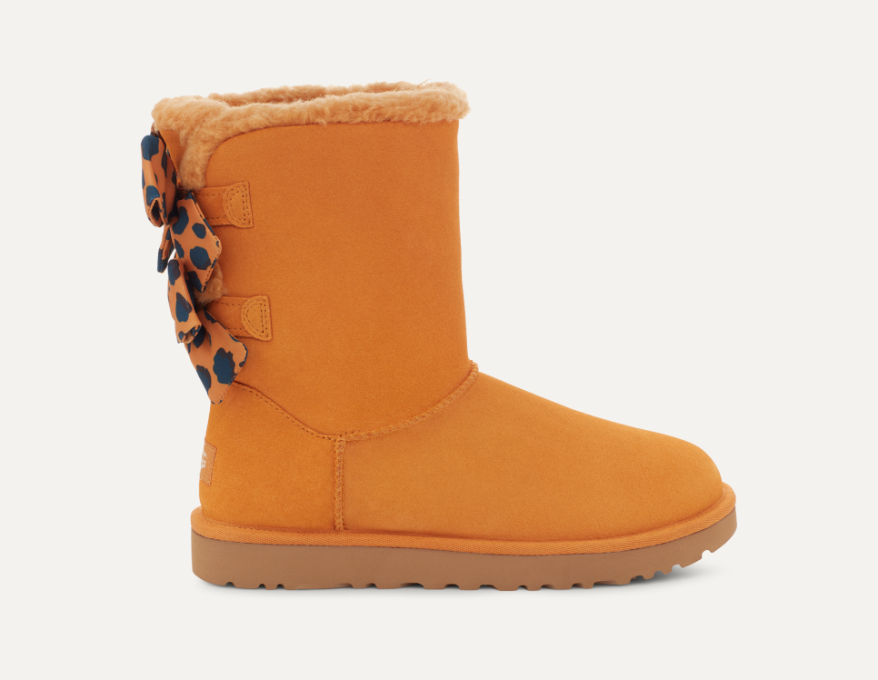 Ugg orange top