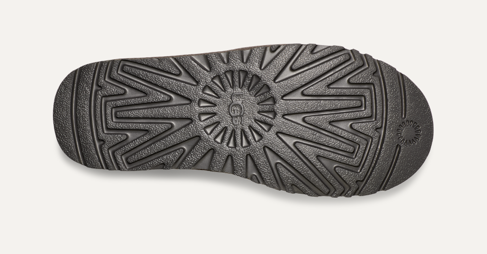 Black ugg neumel boots discount