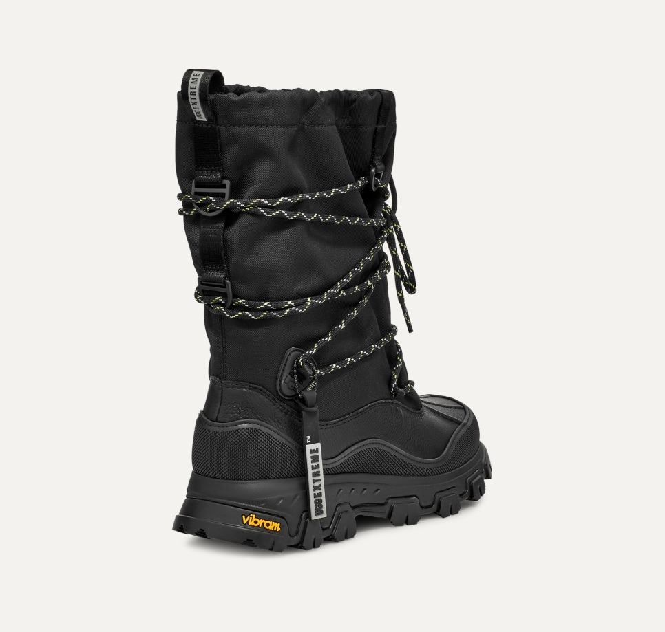 New UGG Plush Women's Black Classic Mini Chunky Knit Boots
