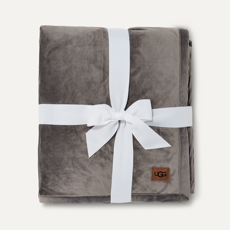 Bliss sherpa throw top