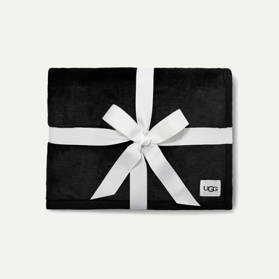 Black ugg blanket 2025