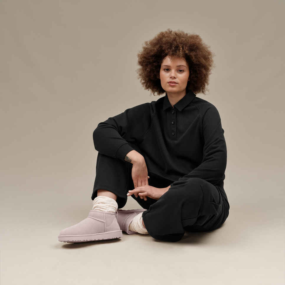 Black ugg mini shop