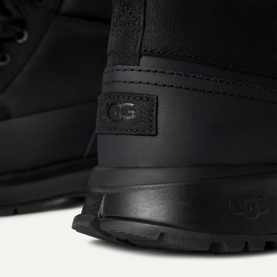 Duck ugg boots top