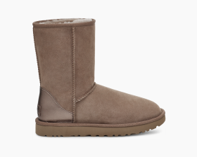 Classic Short II Metallic Boot UGG